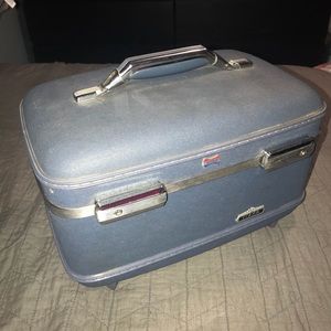 Vintage American Tourister Tiara train case